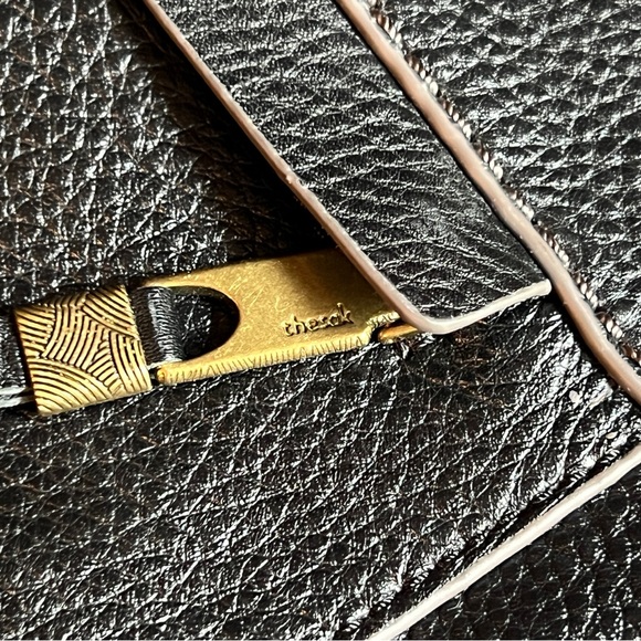 Black Leather The Sak purse - Picture 3 of 8